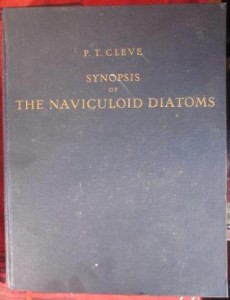 Synopsis of the naviculoid diatoms by Per Theodor Cleve
